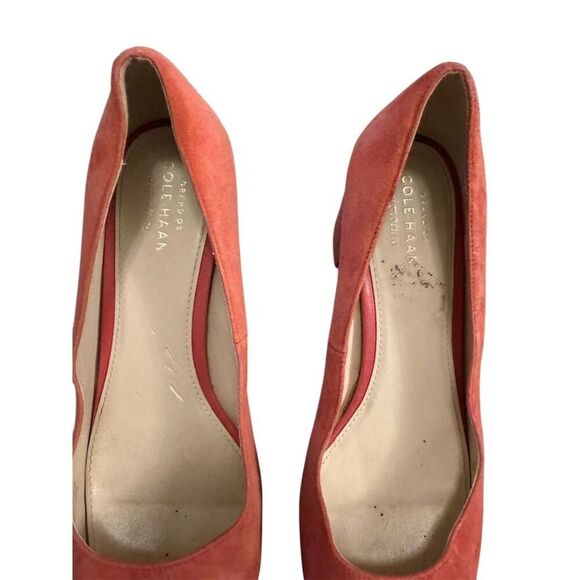 Cole Haan Women's Red Suede Pointed Toe Block Heels Size 8B - Picture 8 of 9